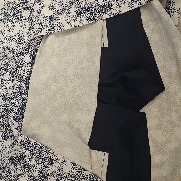 Columbia Omni freeze Armadale Skort In Navy White Floral Athletic w/pockets - Picture 4 of 6